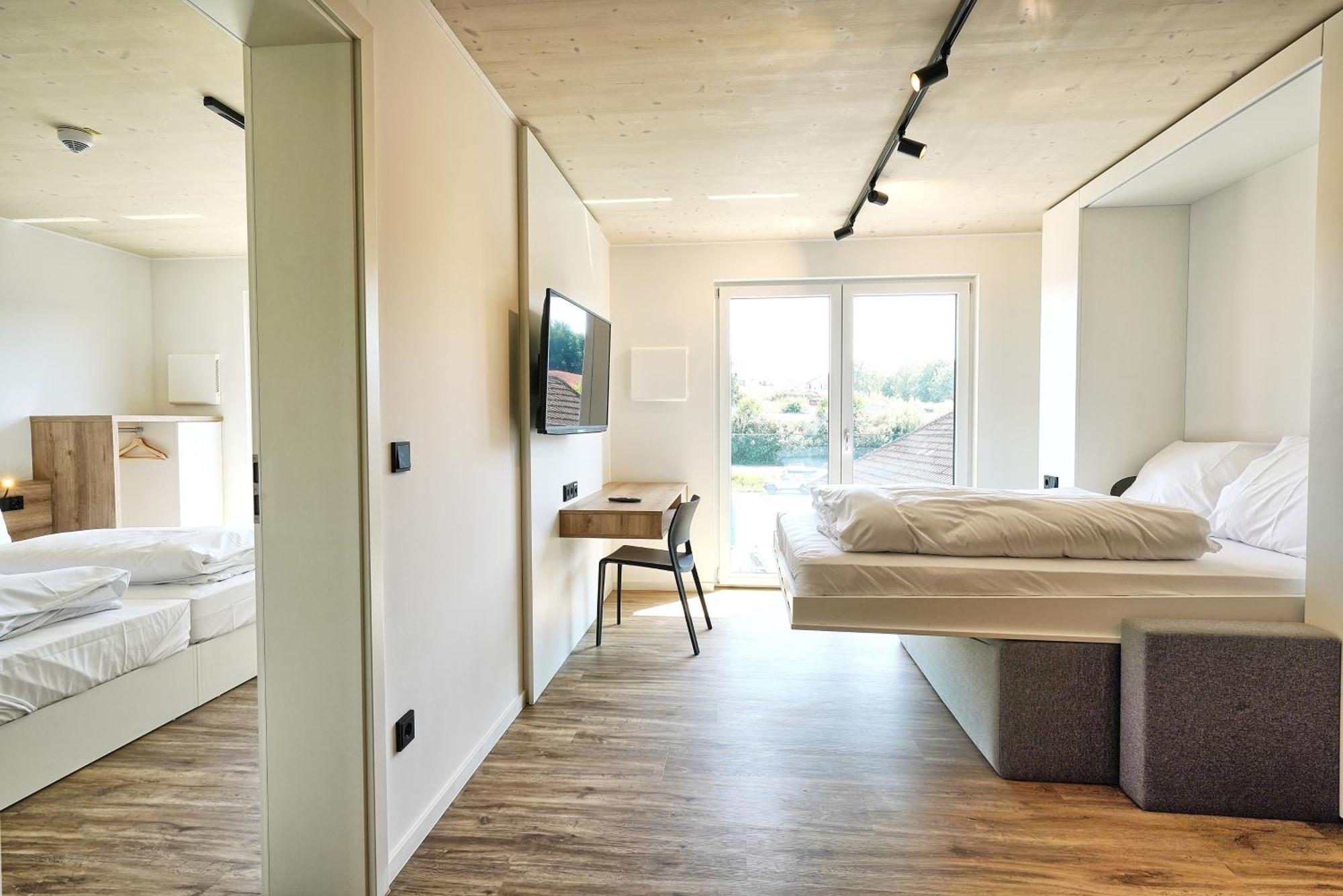 Timber One Boardinghouse Dorfen Aparthotel Exterior photo