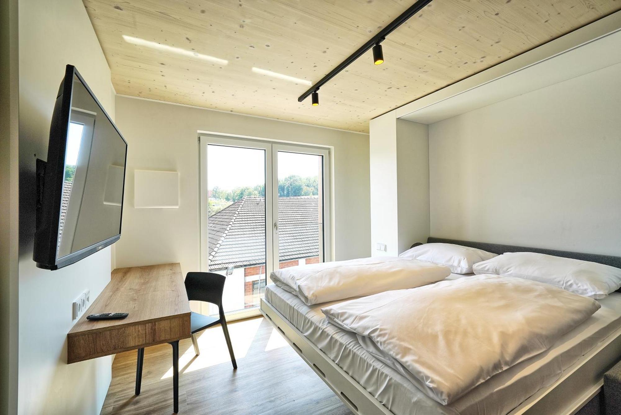 Timber One Boardinghouse Dorfen Aparthotel Exterior photo