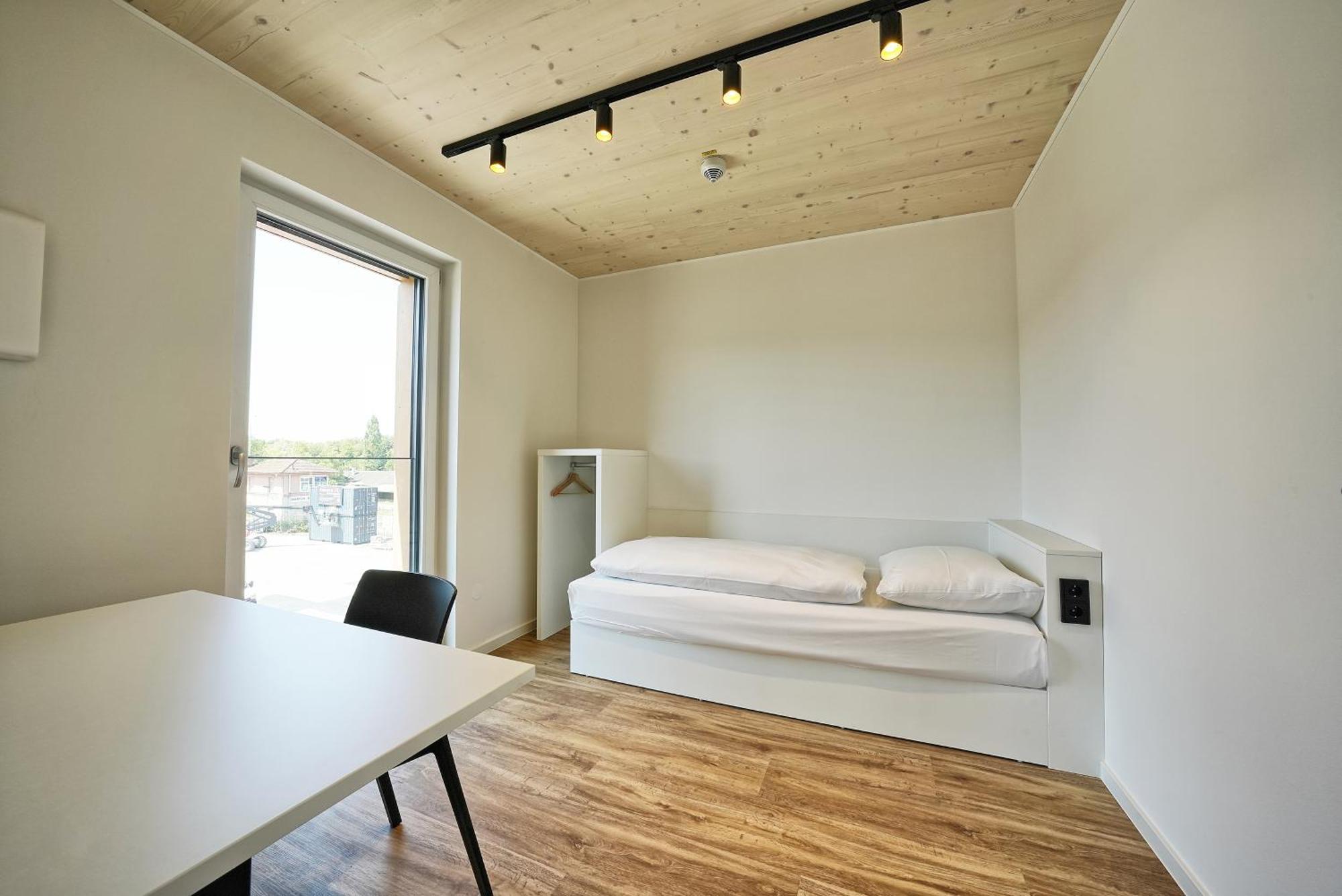 Timber One Boardinghouse Dorfen Aparthotel Exterior photo