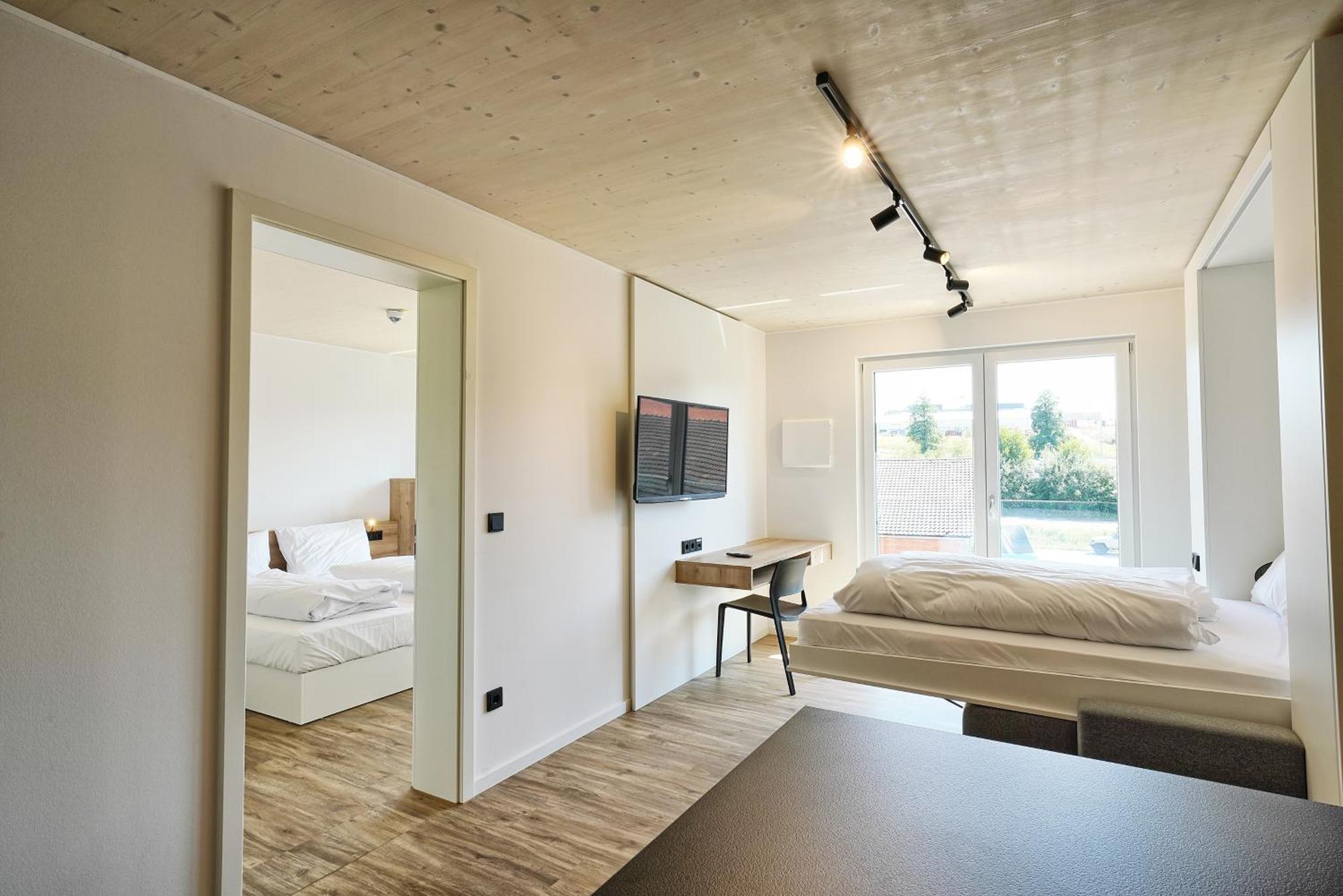 Timber One Boardinghouse Dorfen Aparthotel Exterior photo